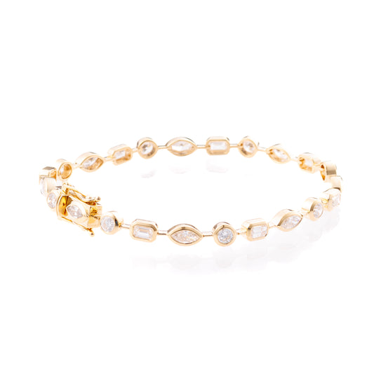 Fancy Shape Lab-Grown Diamond Bezel Tennis Bracelet in 14k Yellow Gold