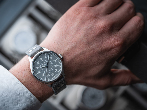 Laco 862162 Pilot Watches Basic Aachen Grau 39mm – Arizona Fine Time