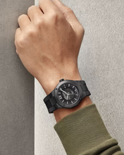 Baume et Mercier 10617 Riviera Smoked Sapphire Black DLC Automatic