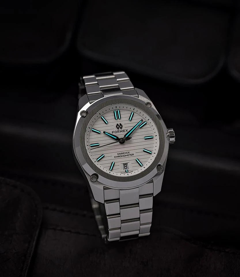 1.4_3GalleryFormexEssenceTHIRTYNINEAutomaticChronometerCOSCInsta_960x960__06643__84921
