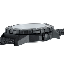 Luminox XA.6442.H F-117 Nighthawk Skunk Works Heritage Pilot 44mm