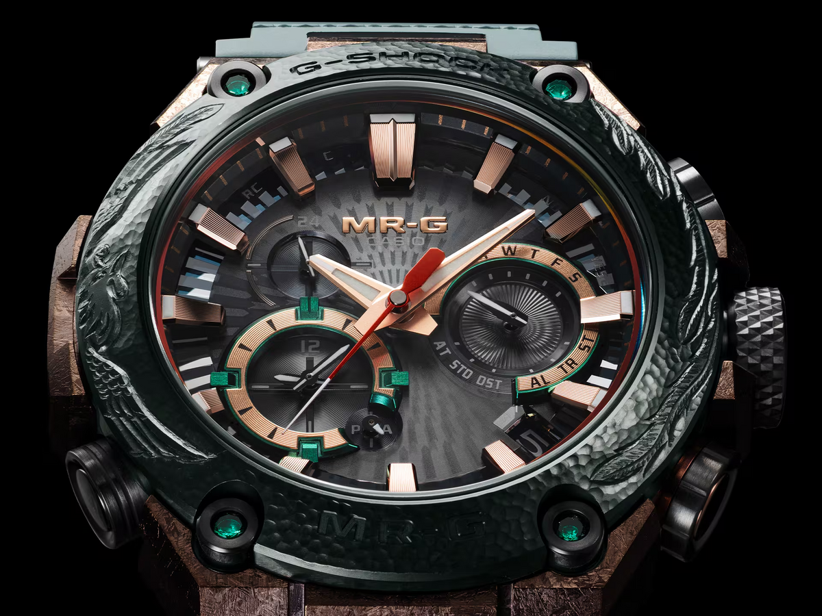 G-Shock MRGB2000KT3A Kobayashi Tsuba Iron Guard Emerald Phoenix G-Shock MRGB2000KT3A Kobayashi Tsuba Iron Guard Emerald Phoenix