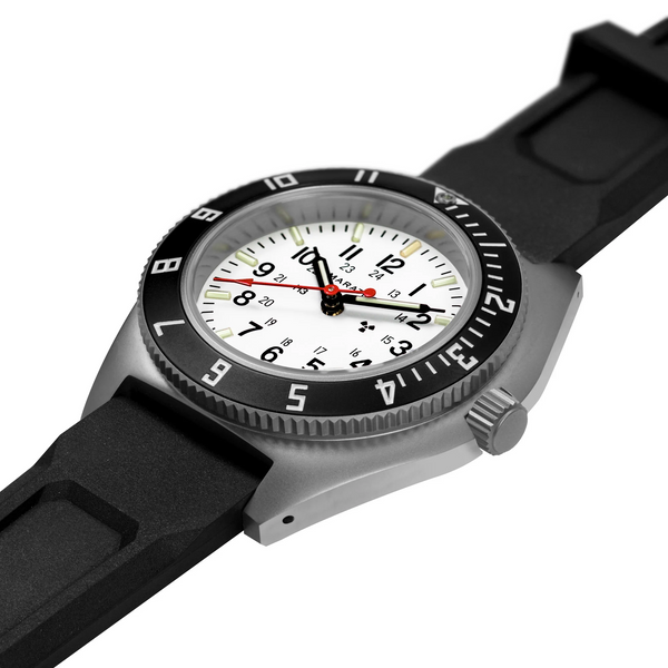 Marathon WW194013SS-0530 SSNAV-D 41mm Arctic Steel Navigator Marathon WW194013SS-0530 SSNAV-D 41mm Arctic Steel Navigator