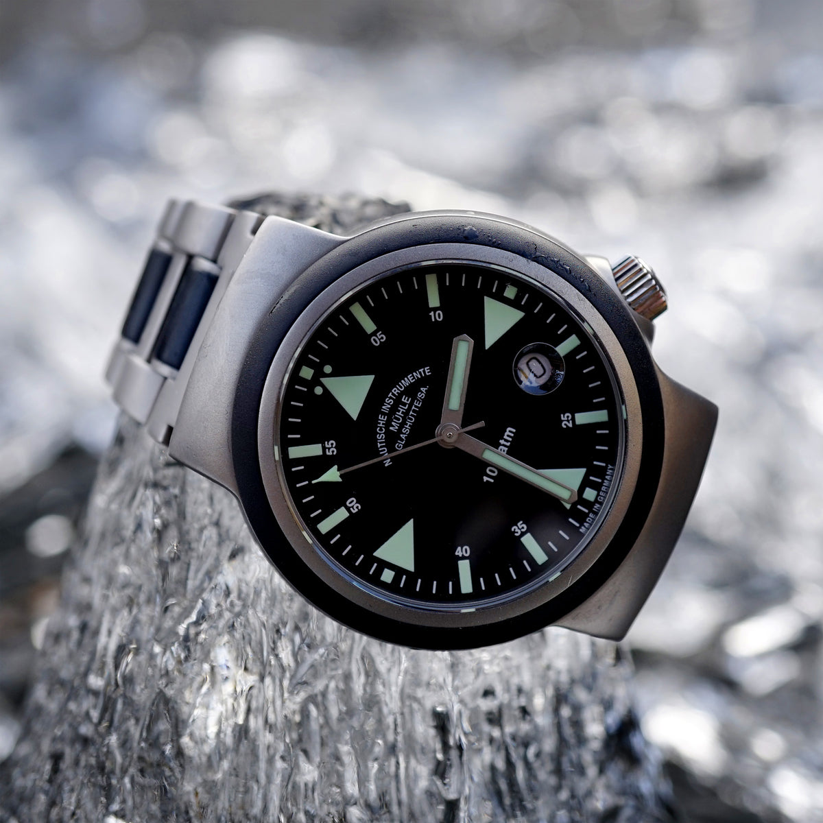 Muhle Glashutte M1-41-03-MB-II S.A.R. Rescue Timer Black Dial Stainless Bracelet