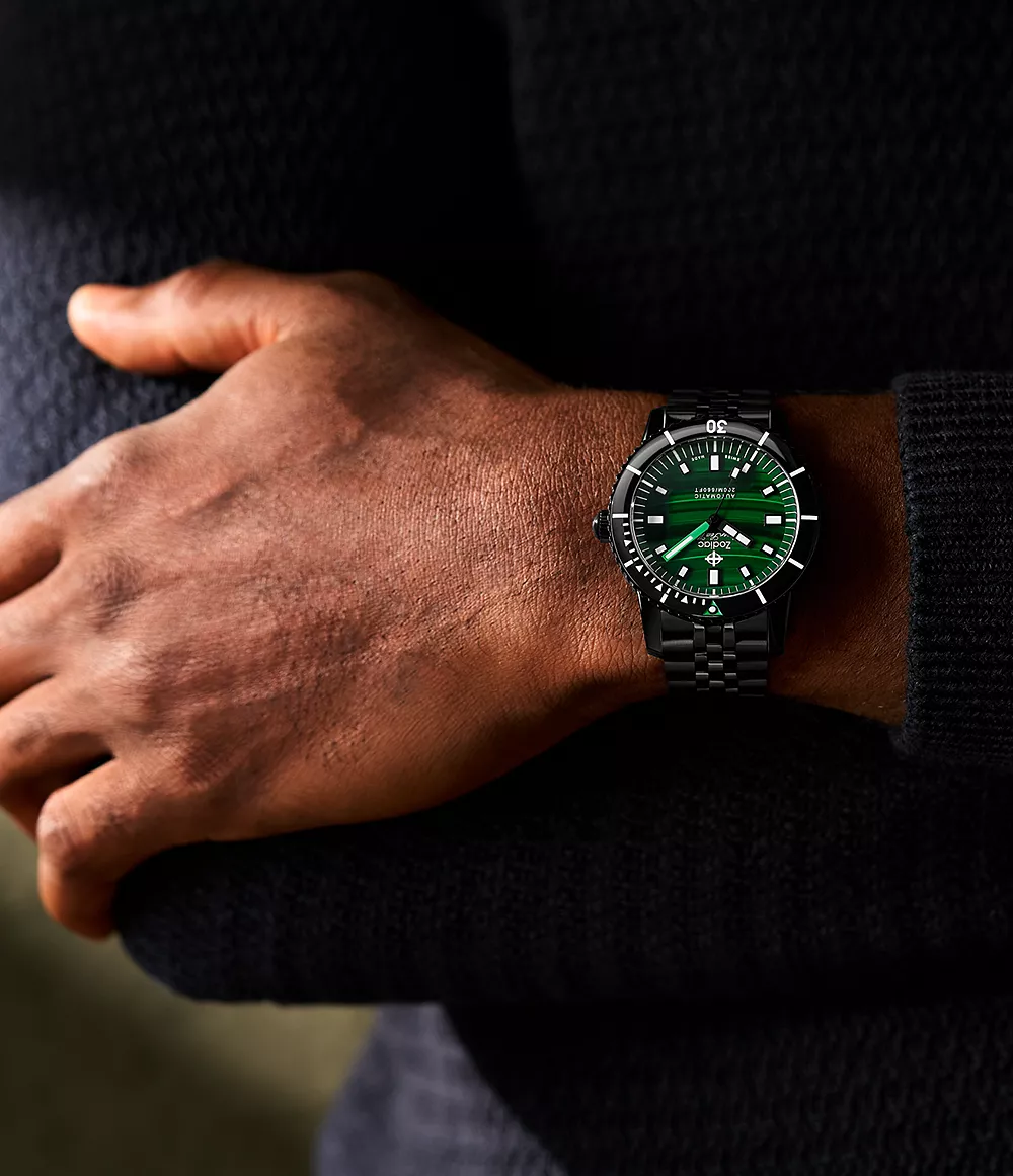 Zodiac ZO9314 Malachite Dial Semi Gloss Compression Diver Black Zodiac ZO9314 Malachite Dial Semi Gloss Compression Diver Black