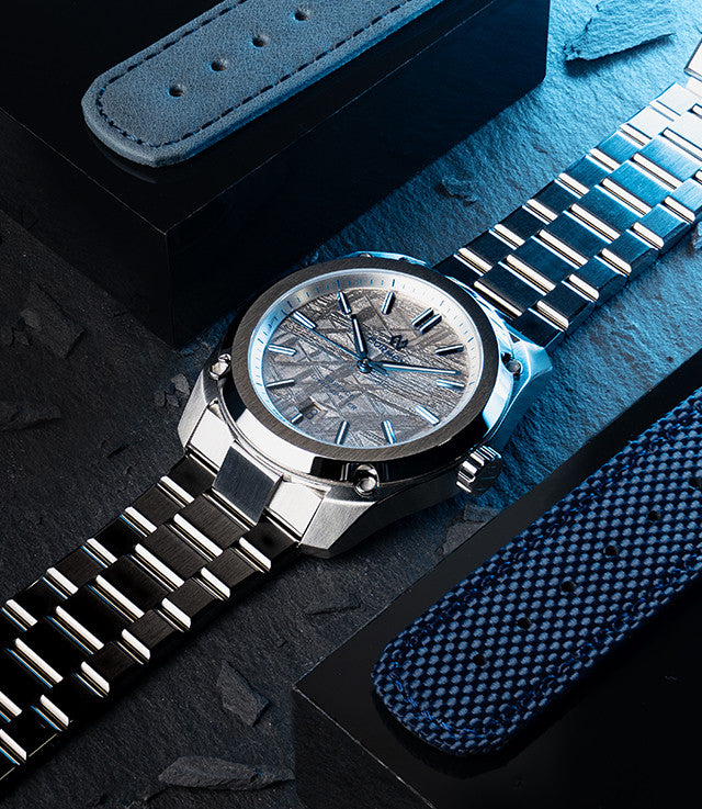 Formex_Essence_41_mm_Space_Ghost_Automatic_COSC_-_on_stainless_steel_bracelet__83516