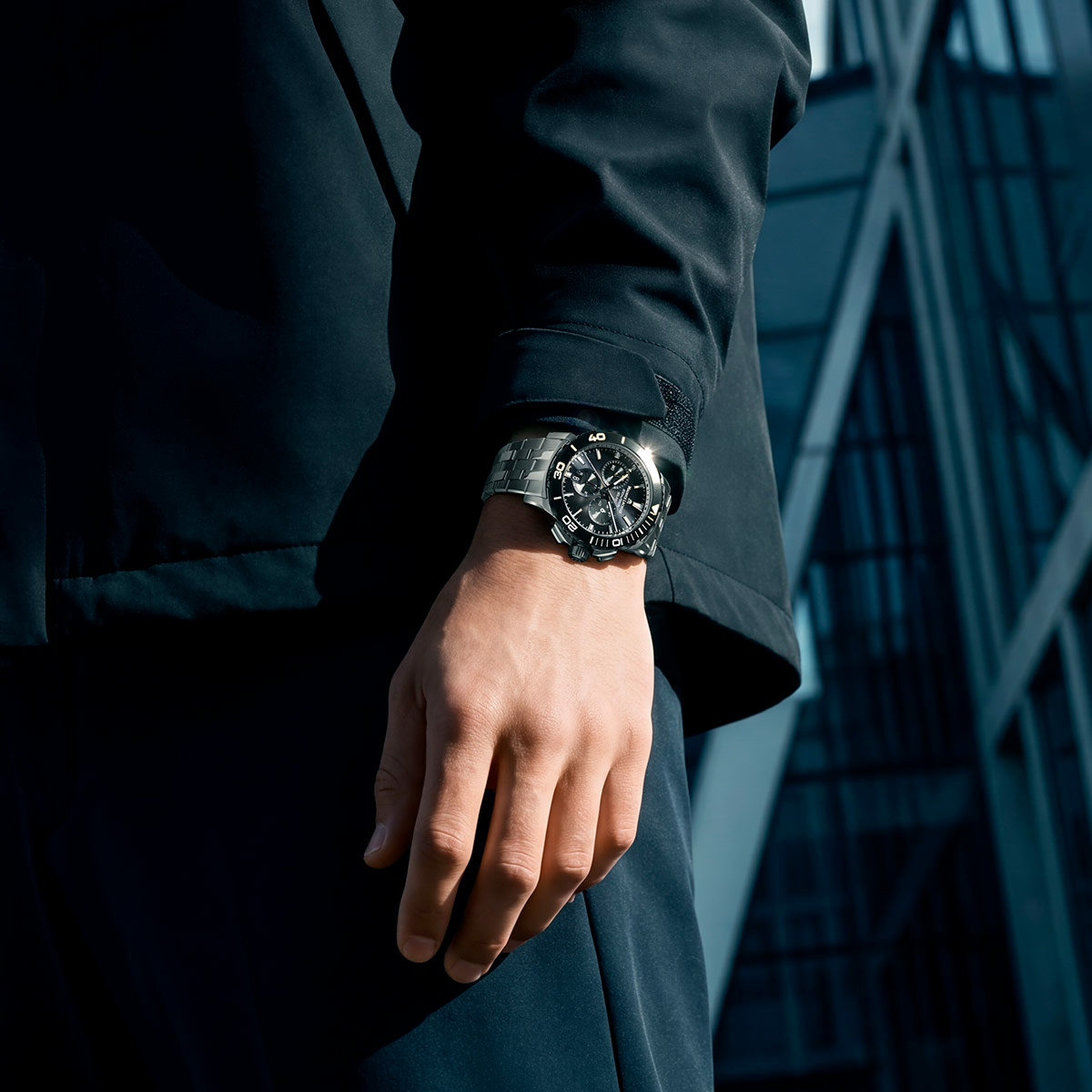 PT1038-SSL22-330-1_wrist_shot_2