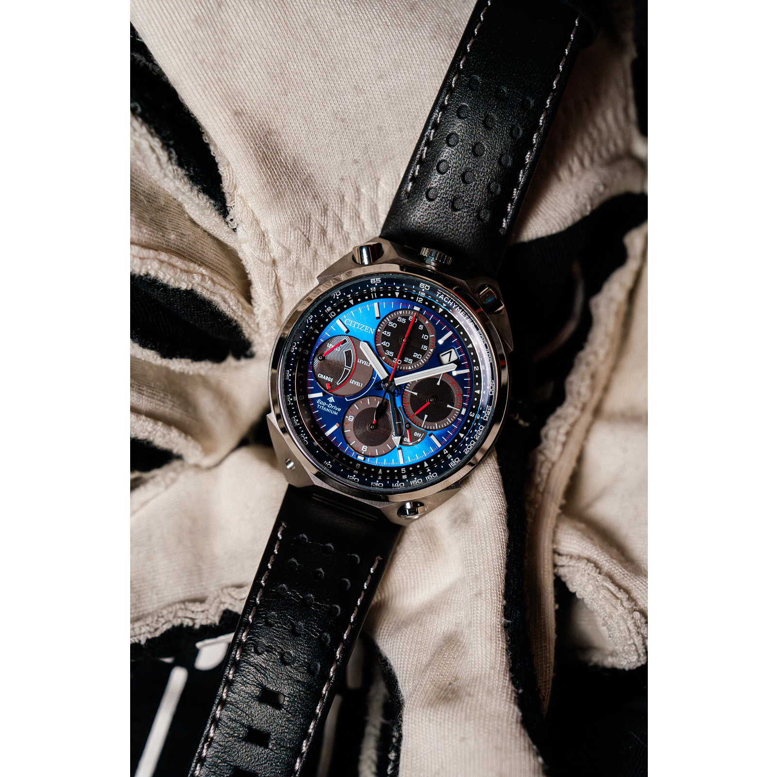 Citizen AV0088-01L Promaster Tsuno Chrono Racer Super Titanium Citizen AV0088-01L Promaster Tsuno Chrono Racer Super Titanium