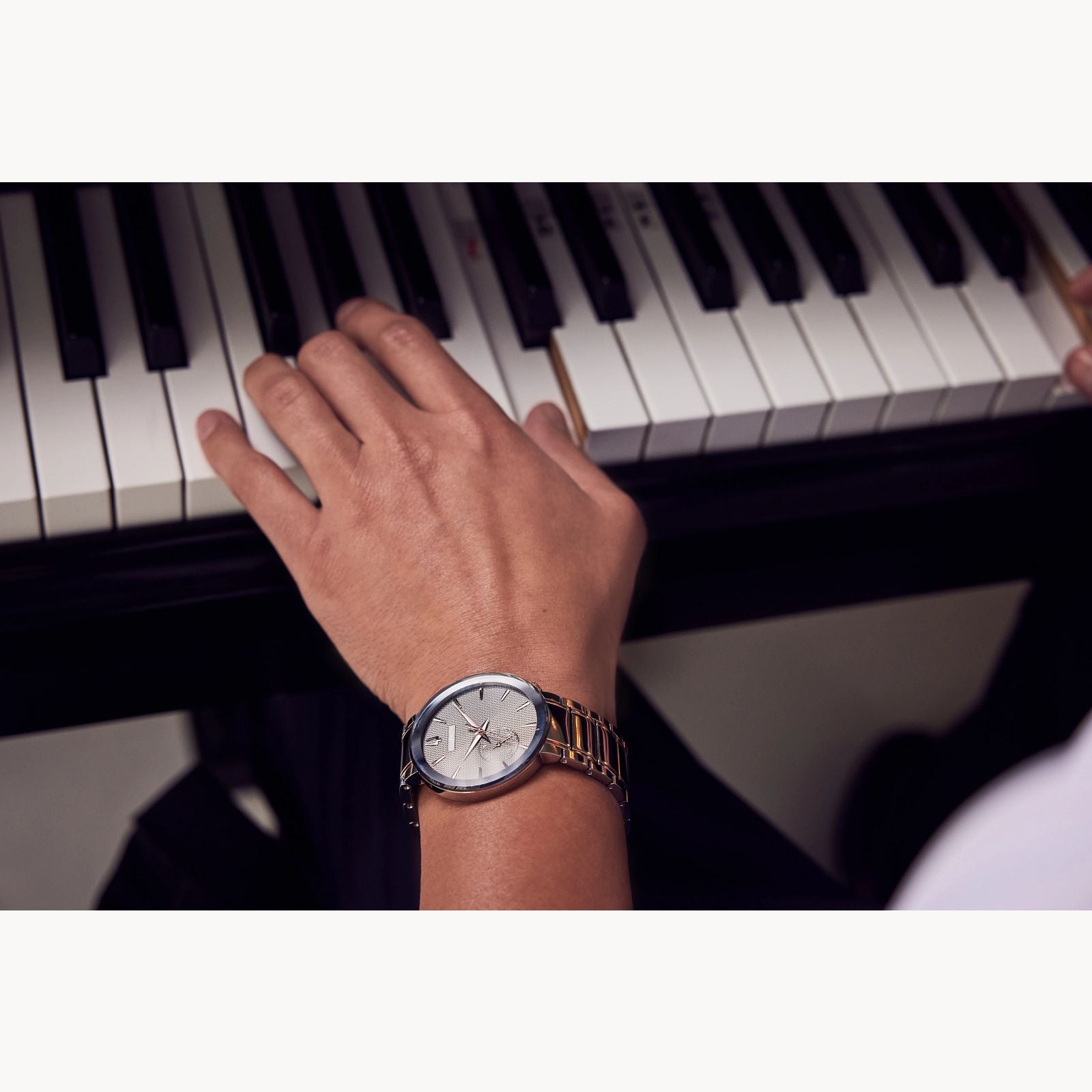 Bulova 98A309 Latin Grammy 24 Hour Special Edition Grey Dial