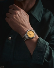 Baume et Mercier 10822 Riviera Baumatic Gold Champagne Dial 5 Day Automatic