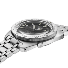 Seiko 5 Sports SRPL93 