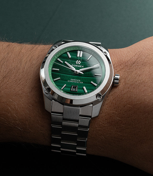 Formex_Essence_41_mm_Malachite_Automatic_COSC_-_7_in_17.5_cm_wrist_shot_on_stainless_steel_bracelet_1-1_1__24960