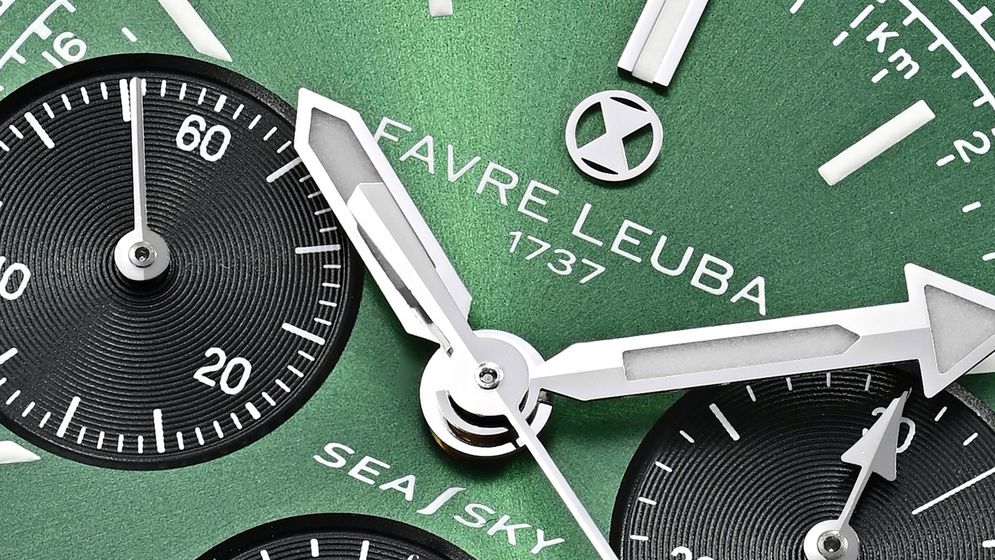 favreleuba-sea-sky-green-00-20212-112-03-200-multiple-3