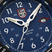 Luminox XL.1003.ICE Ice-Sar Arctic Limited Edition Carbonox Case