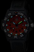 Luminox Scott Cassell UVP Special Edition with Dive Mask Storage Box