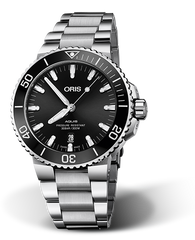 Oris Aquis Date Stainless Steel Black Dial 2021 // Pre-Owned