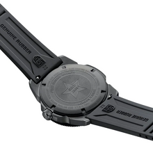 Luminox XS.3127M Pacific Diver Ripple Dive Watch 39mm