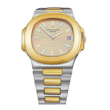 Patek Philippe Nautilus Jumbo 3700/11 // Pre-Owned