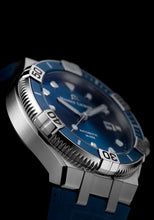 Maurice Lacroix AI6058-SS001-430-1 Aikon Venturer 43mm