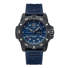 Luminox XS.3863 Sea Master Carbon Seal 3800 Series