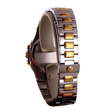 Patek Philippe Nautilus Jumbo 3700/11 // Pre-Owned