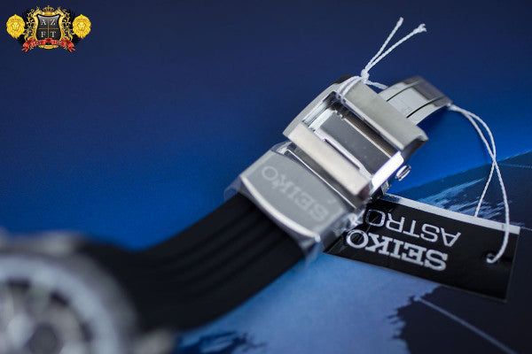 Seiko Astron GPS Solar Chronograph SSE015